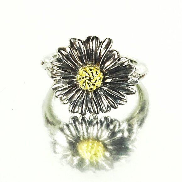 LAGOS HTF Daisy Collection Sterling Silver 750K Yellow Gold Ring Size 7 - Picture 2 of 9
